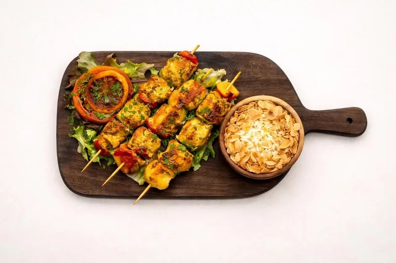 BrochettePoulet 800w — Krepchy Kasbah | Krepchy Gallery | Marrakech